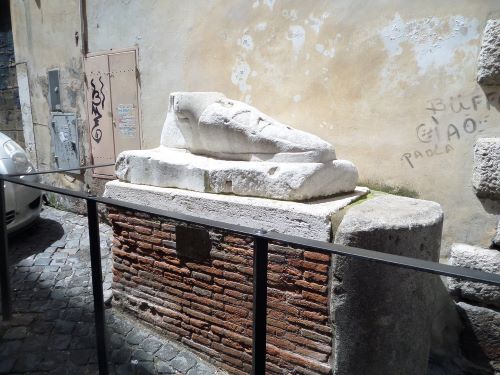The Piè di Marmo; a huge foot in the middle of Rome