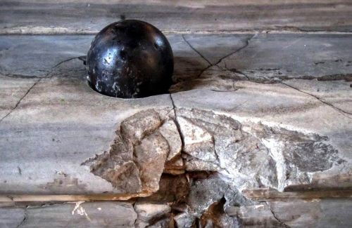 Cannon ball in Palazzo Colonna